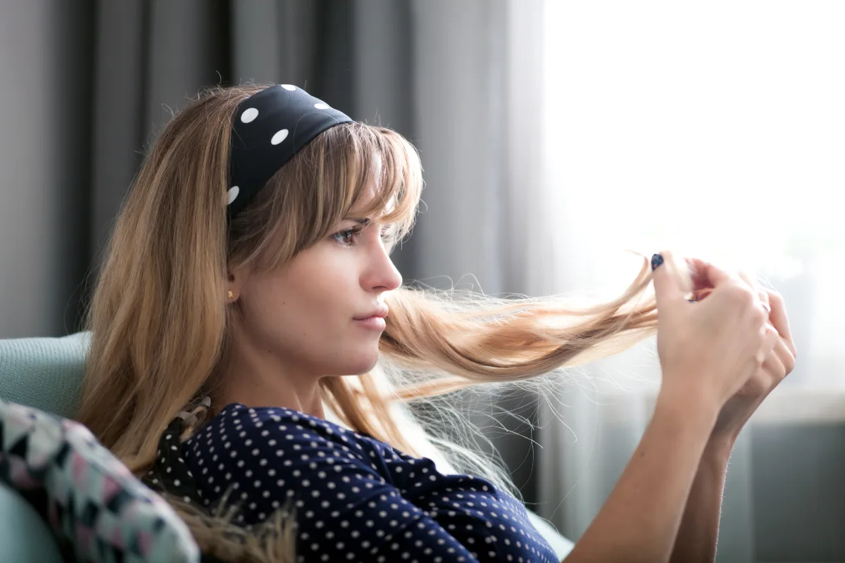 Por que meu cabelo não cresce? O que fazer para mudar isso?
