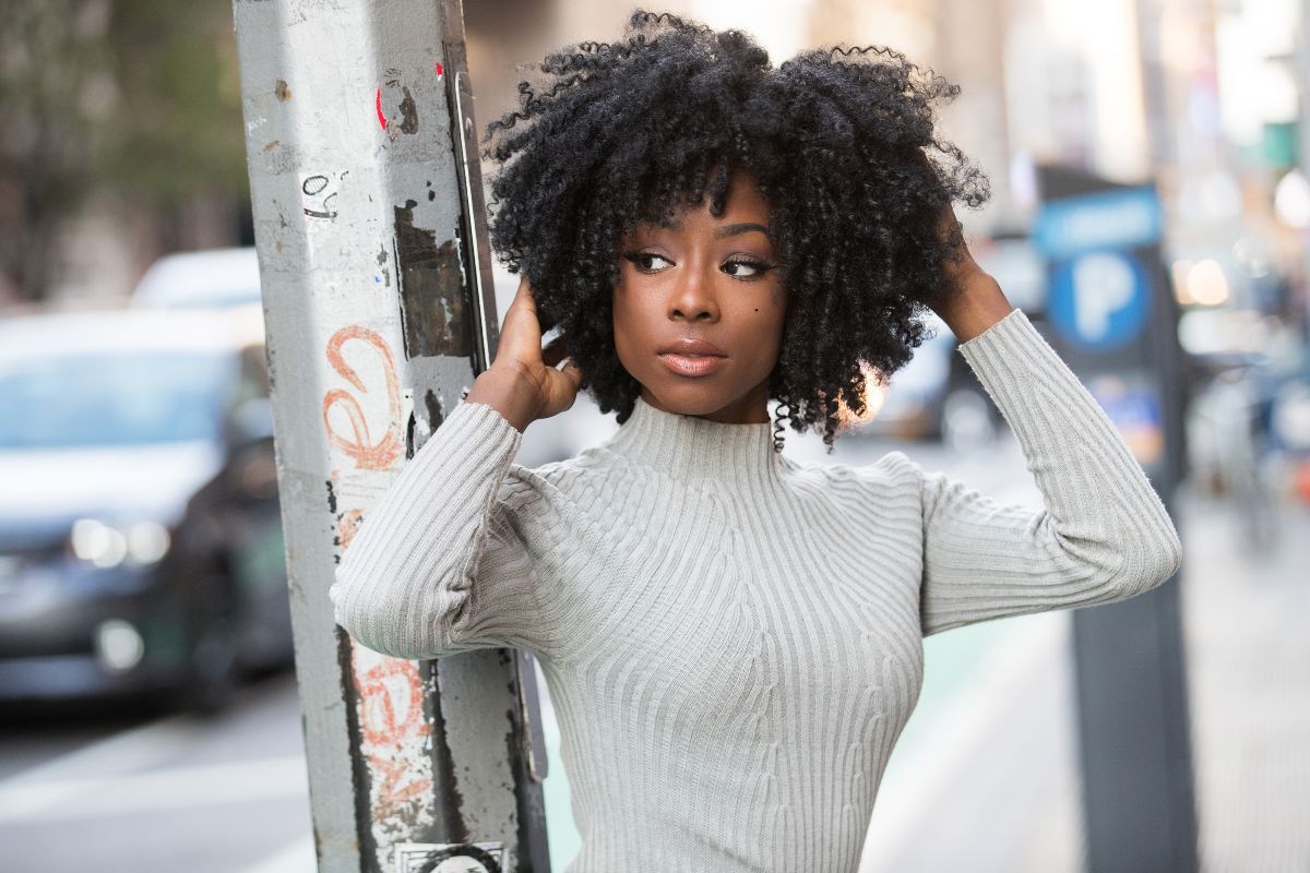 5 dicas de como cuidar do cabelo crespo