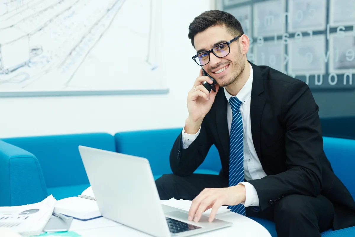 Como ser um bom vendedor? 5 dicas infalíveis!