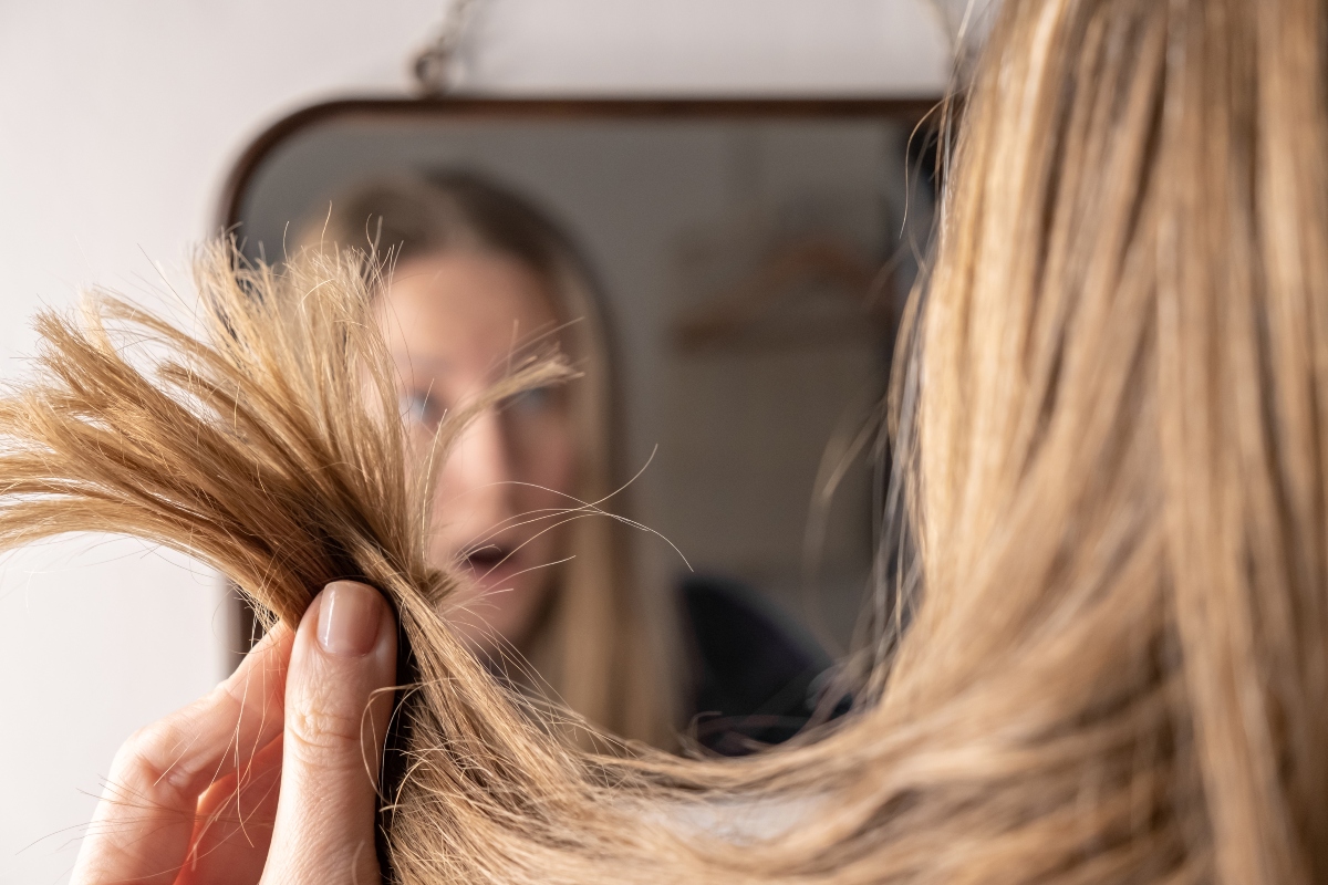 Está com o cabelo danificado? Saiba como recuperar os fios